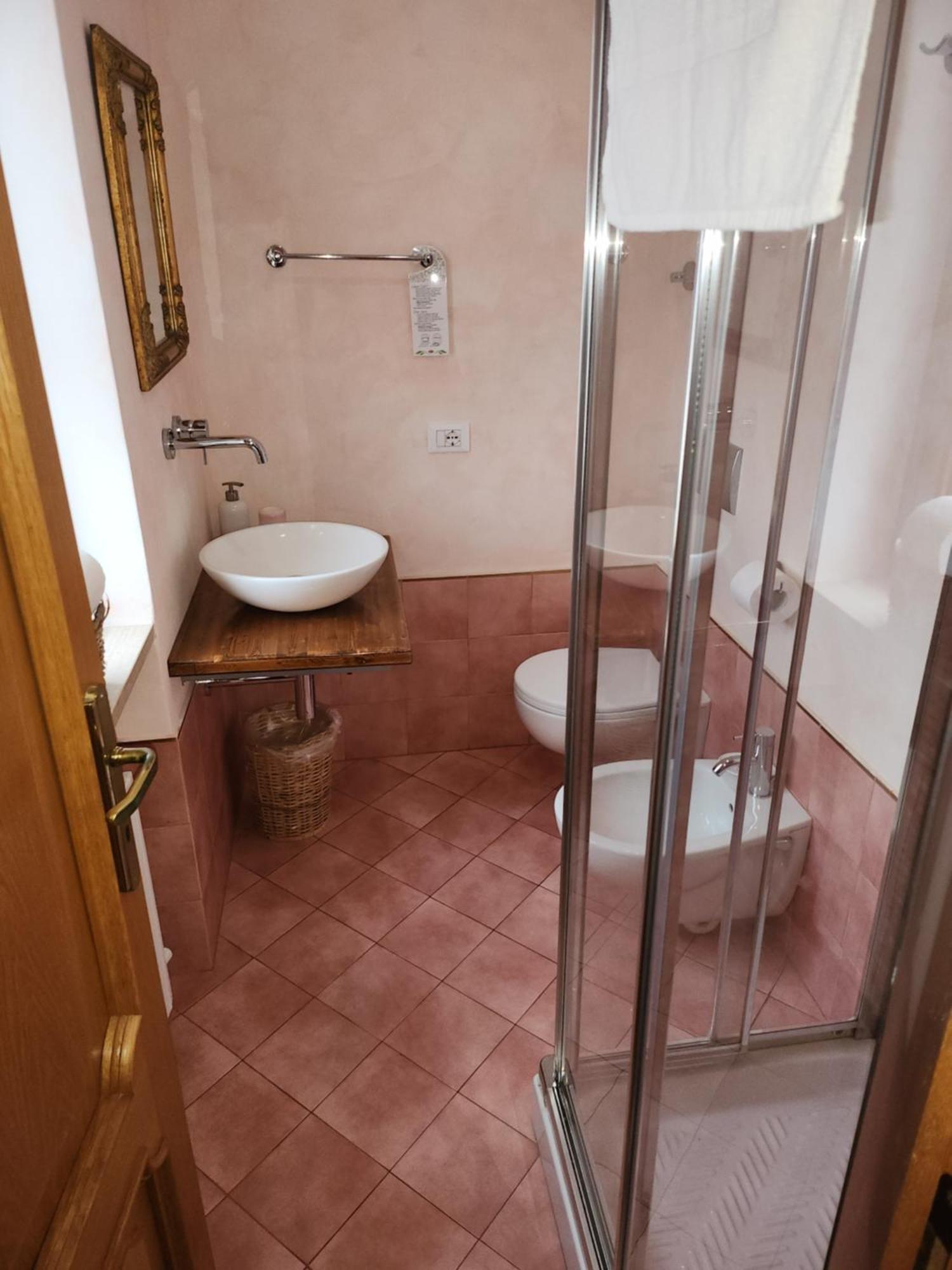 Agriturismo Al Nido Degli Aironi Sanremo Exteriör bild